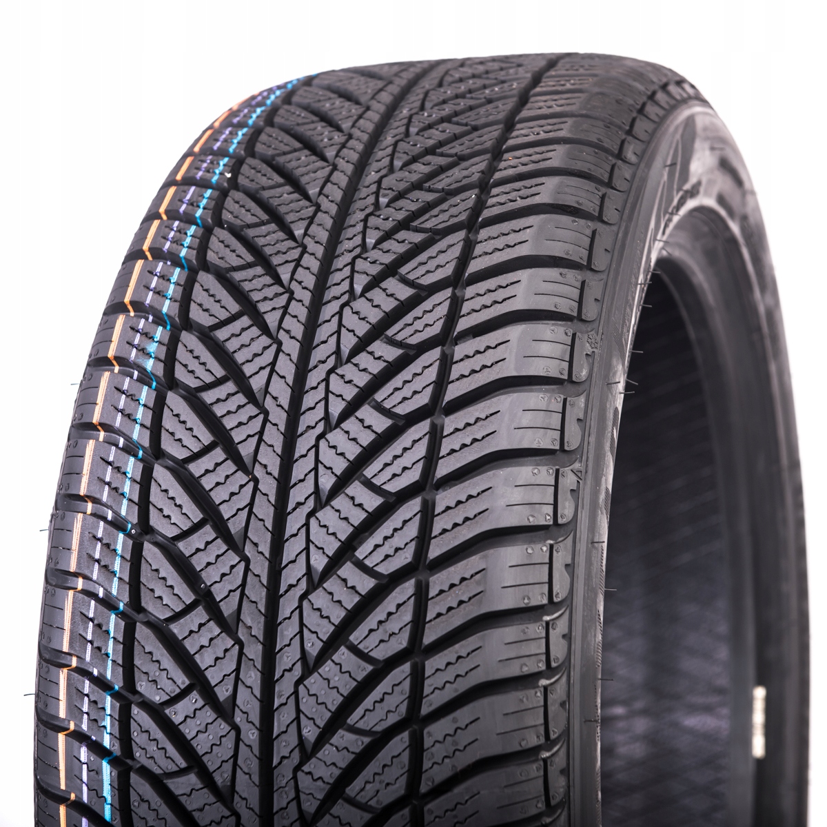 225/40R18 opona GOODYEAR ULTRA GRIP 8 PERFORMANCE XL FP MO 92V